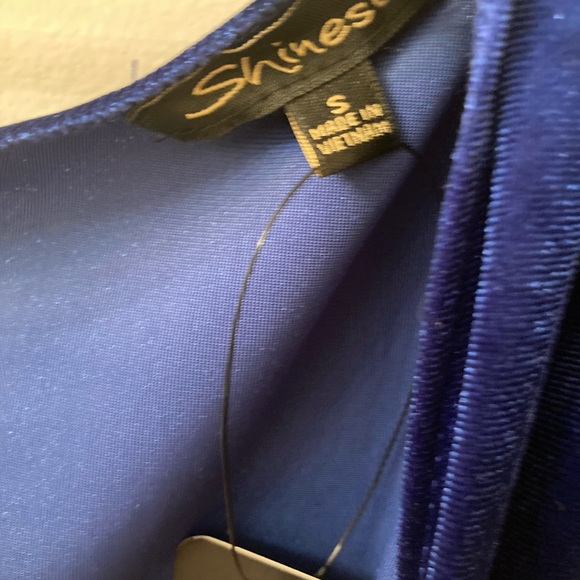 Velour Blue Top - Picture 7 of 8